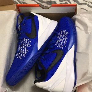 Kyrie flytrap 2 BRAND NEW